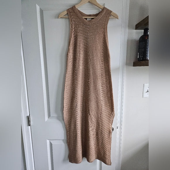 Women's Swim Coverup - Picture 1 of 4